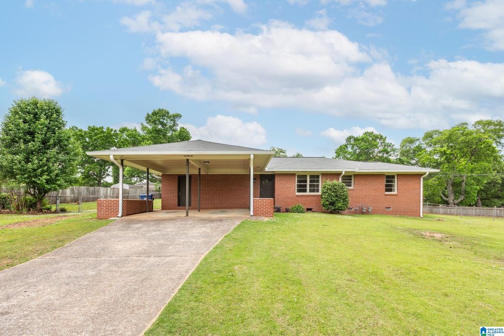 2008 CHEAHA DRIVE, Oxford, AL 36203