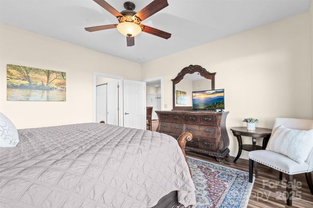 375 Pleasant View None 2D, Sugar Mountain, NC 28604