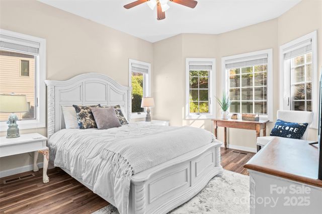 375 Pleasant View None 2D, Sugar Mountain, NC 28604