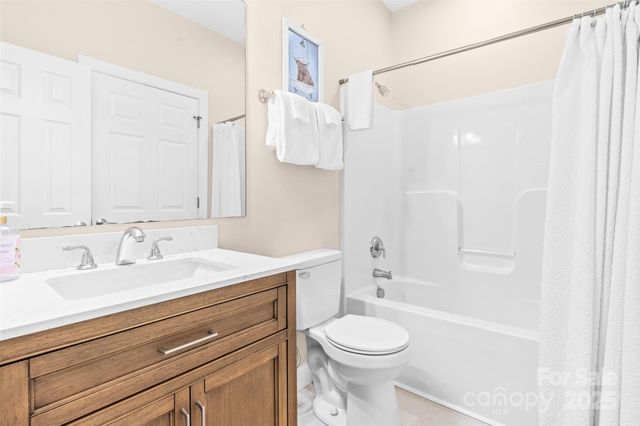 375 Pleasant View None 2D, Sugar Mountain, NC 28604