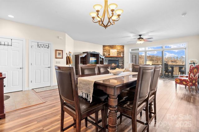 375 Pleasant View None 2D, Sugar Mountain, NC 28604