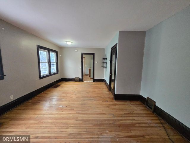 4648 Columbus Avenue, Minneapolis, MN 55407