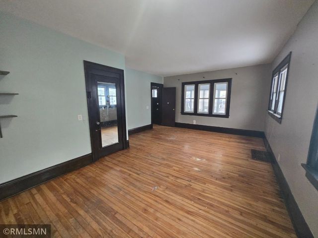 4648 Columbus Avenue, Minneapolis, MN 55407