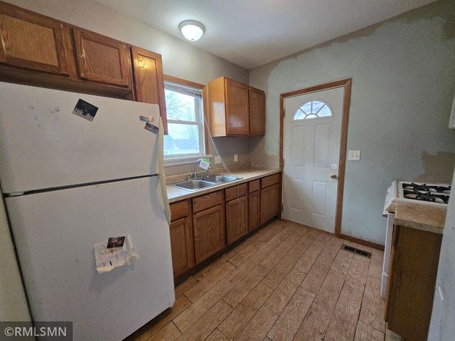 4648 Columbus Avenue, Minneapolis, MN 55407