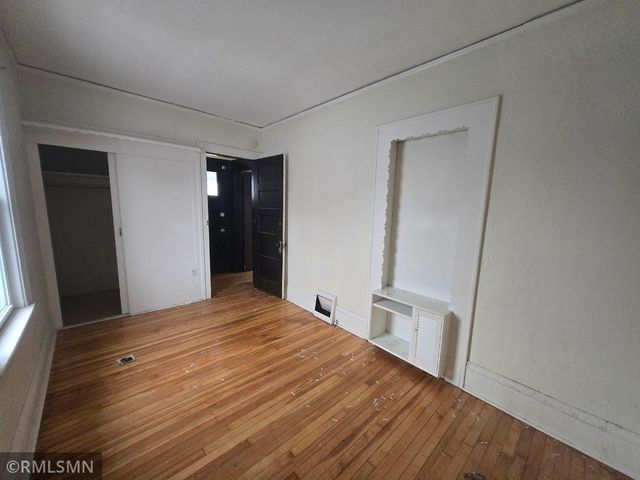 4648 Columbus Avenue, Minneapolis, MN 55407