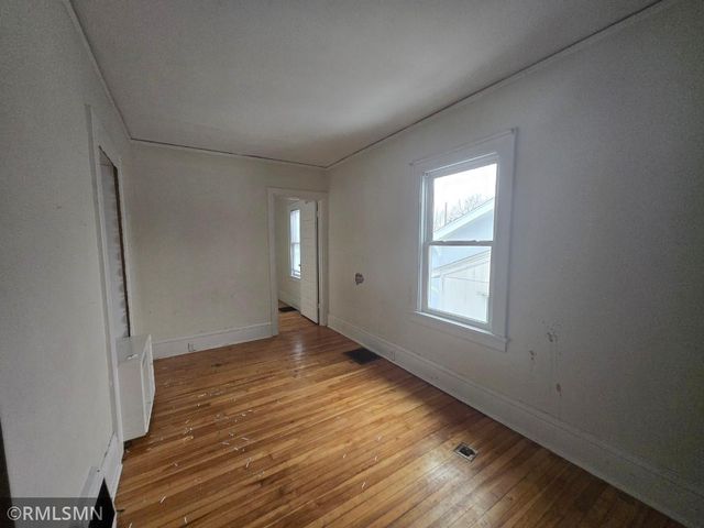 4648 Columbus Avenue, Minneapolis, MN 55407