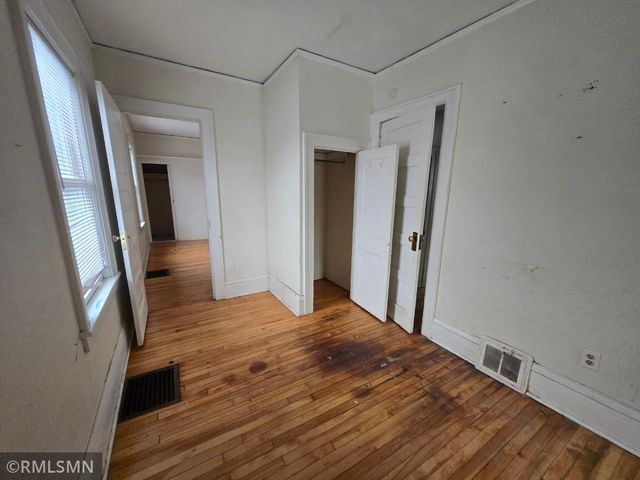 4648 Columbus Avenue, Minneapolis, MN 55407