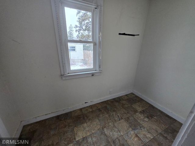 4648 Columbus Avenue, Minneapolis, MN 55407