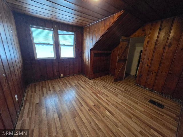 4648 Columbus Avenue, Minneapolis, MN 55407