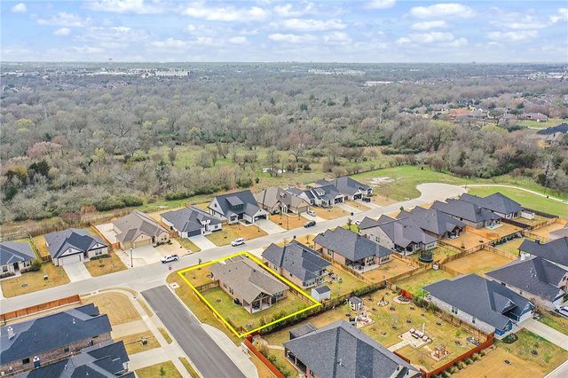 3226 Arundala Way, Bryan, TX 77808