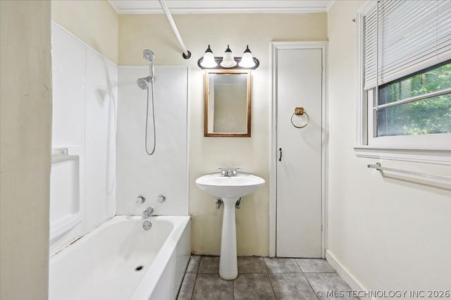 4629 S Trenton Avenue, Tulsa, OK 74105