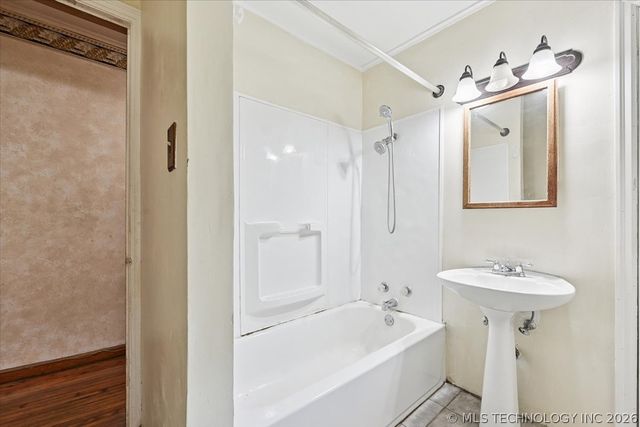 4629 S Trenton Avenue, Tulsa, OK 74105