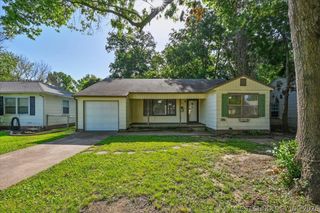 4629 S Trenton Avenue, Tulsa, OK 74105