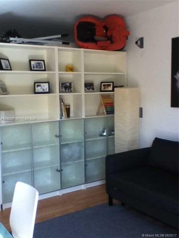 549 Meridian Avenue 10, Miami Beach, FL 33139