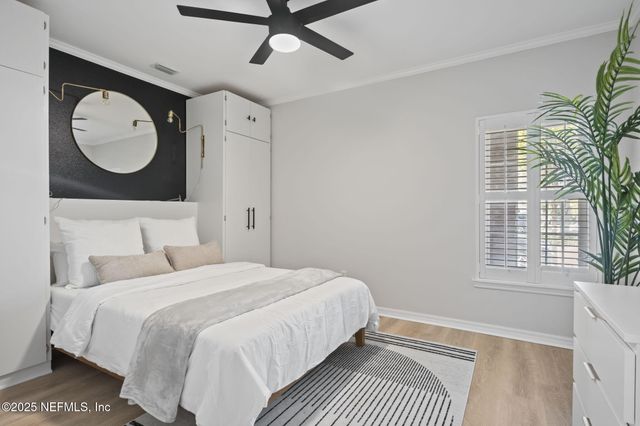 509 N MARKET Street, Jacksonville, FL 32202