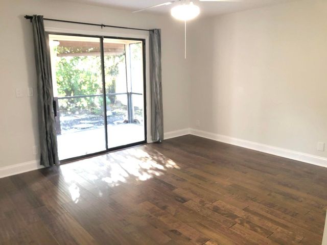 6045 Francis Street, Jupiter, FL 33458