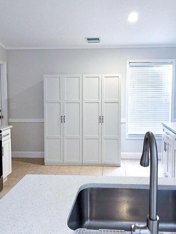 6045 Francis Street, Jupiter, FL 33458