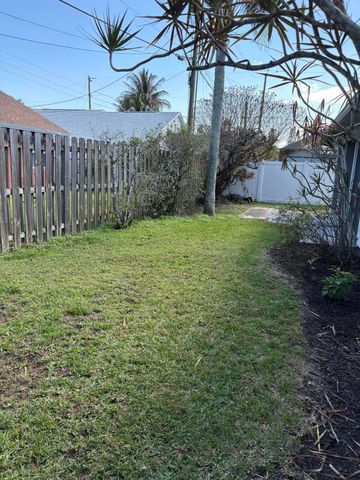 6045 Francis Street, Jupiter, FL 33458