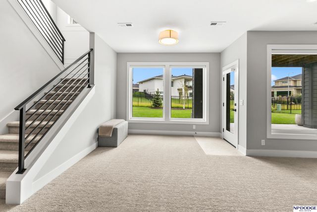 3337 S 212 Avenue, Elkhorn, NE 68022
