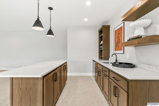 3337 S 212 Avenue, Elkhorn, NE 68022