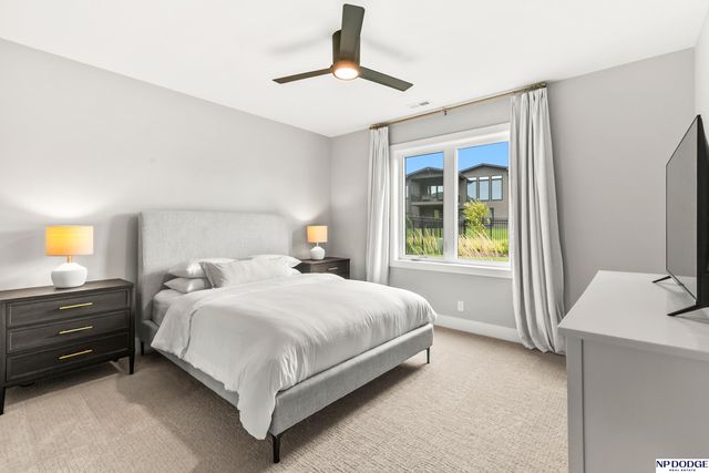 3337 S 212 Avenue, Elkhorn, NE 68022