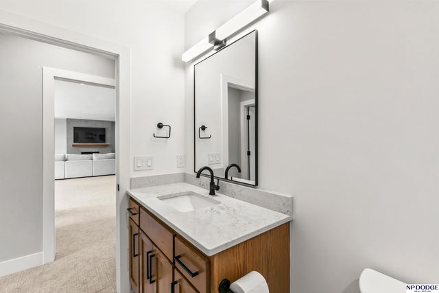 3337 S 212 Avenue, Elkhorn, NE 68022