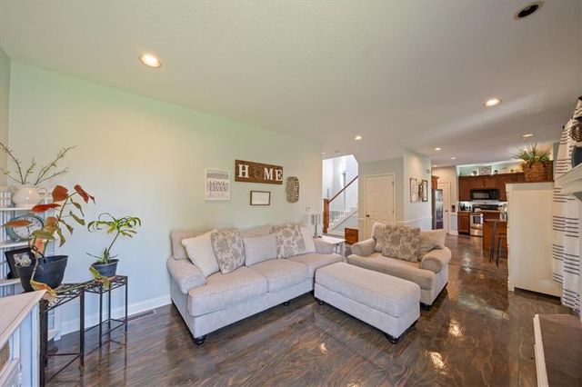 15453 S Dice Lane, Olathe, KS 66062