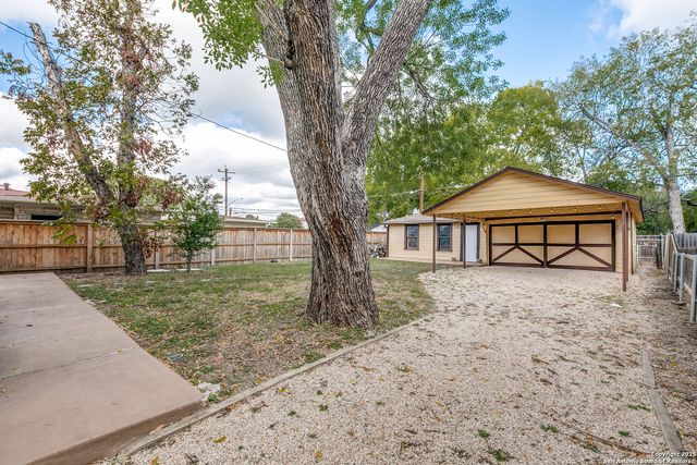567 Donaldson, San Antonio, TX 78201