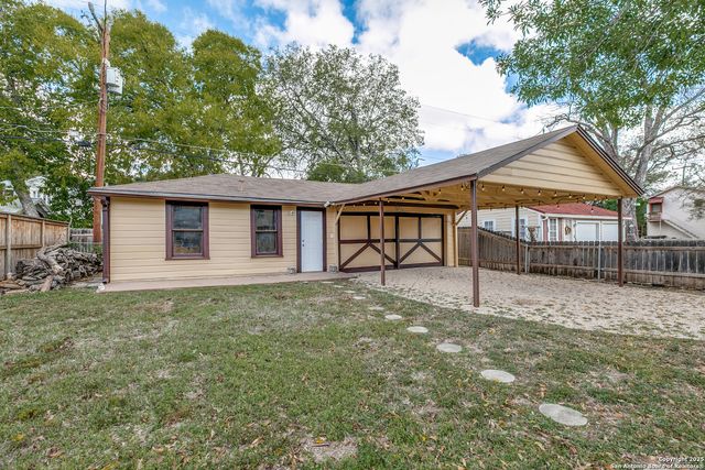 567 Donaldson, San Antonio, TX 78201