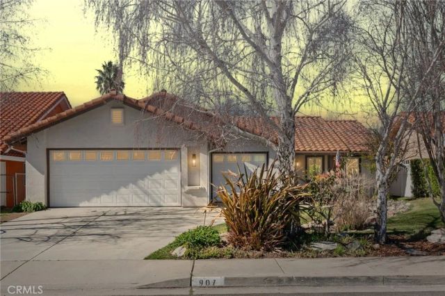 907 Saint Ann Drive, Paso Robles, CA 93446
