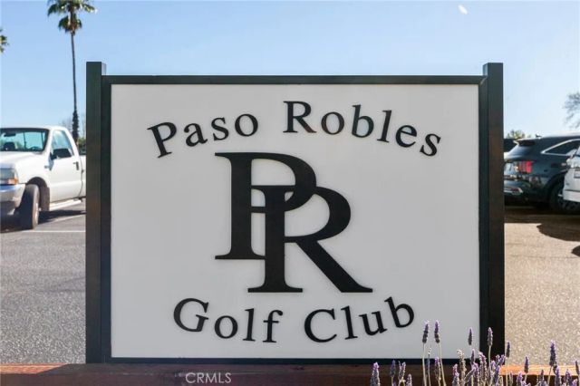 907 Saint Ann Drive, Paso Robles, CA 93446