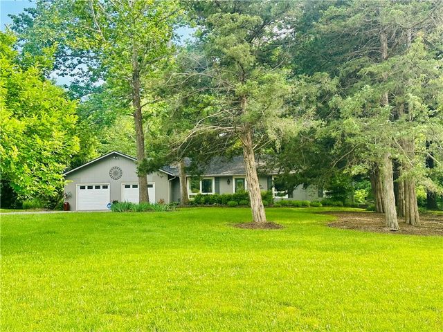 755 N 1851st Diagonal Road, Lecompton, KS 66050