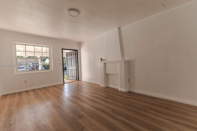 1441 SW 17th St, Miami, FL 33145