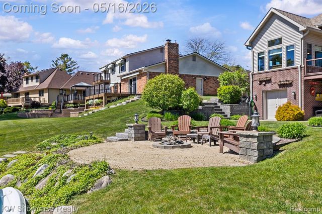3348 Kingsway Drive, Highland, MI 48356