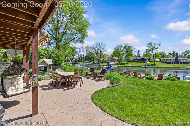 3348 Kingsway Drive, Highland, MI 48356