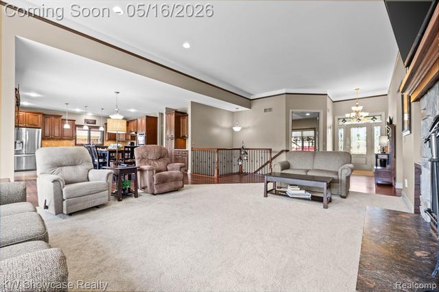 3348 Kingsway Drive, Highland, MI 48356