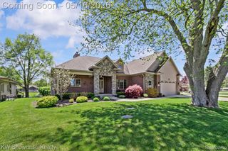 3348 Kingsway Drive, Highland, MI 48356
