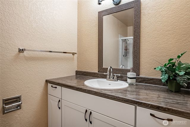 7018 Olympus Way, Glacier, WA 98244