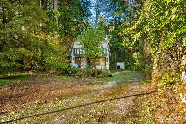 7018 Olympus Way, Glacier, WA 98244