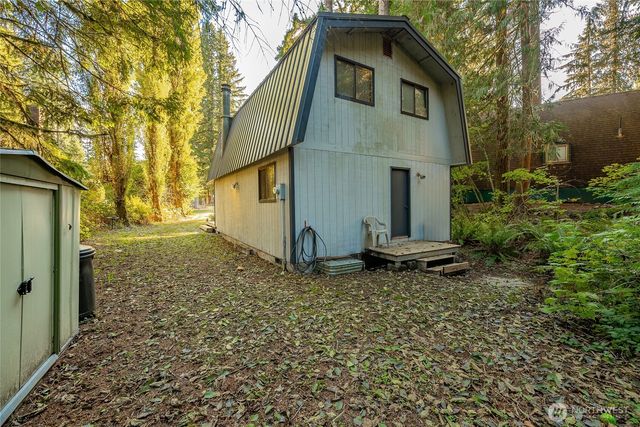 7018 Olympus Way, Glacier, WA 98244