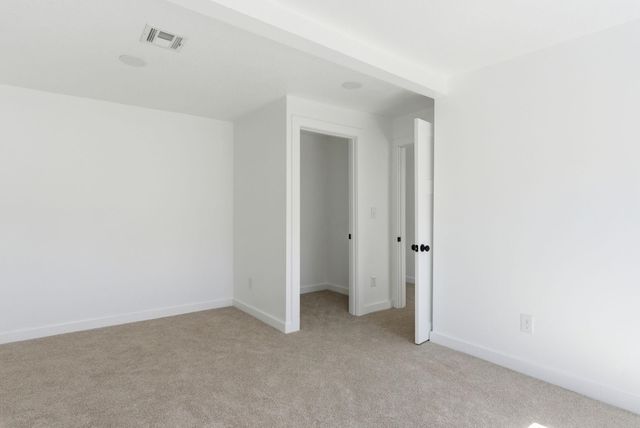 1718 S Fern St, Wichita, KS 67213