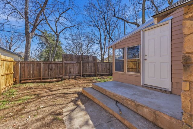 1718 S Fern St, Wichita, KS 67213