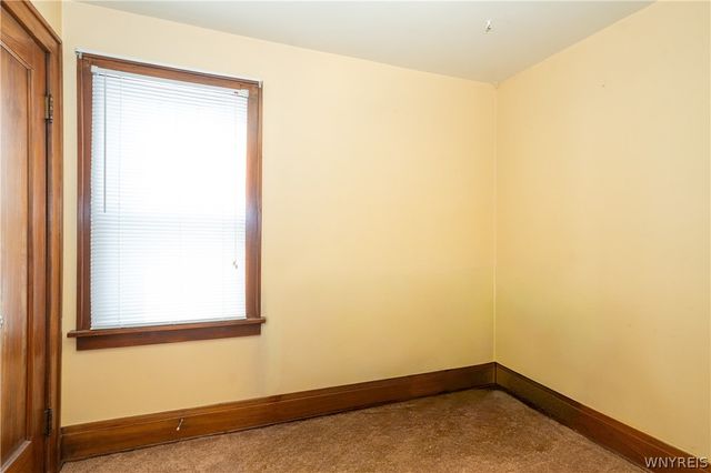 300 Windermere Boulevard, Amherst, NY 14226