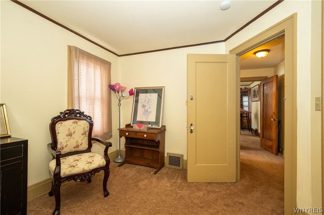 300 Windermere Boulevard, Amherst, NY 14226