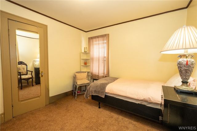 300 Windermere Boulevard, Amherst, NY 14226