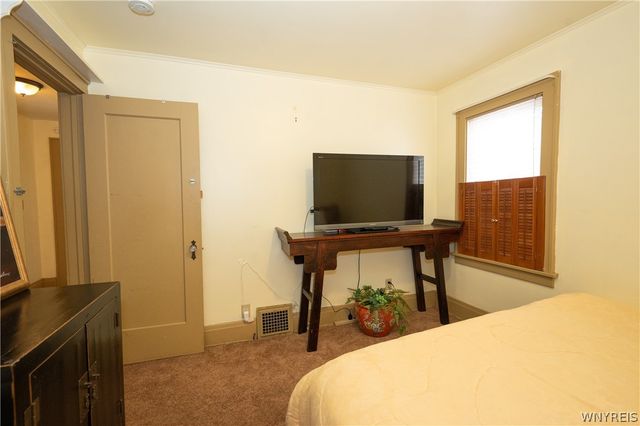 300 Windermere Boulevard, Amherst, NY 14226