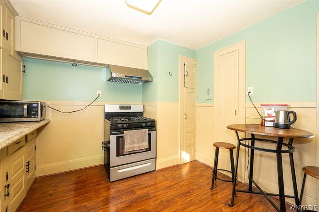 300 Windermere Boulevard, Amherst, NY 14226