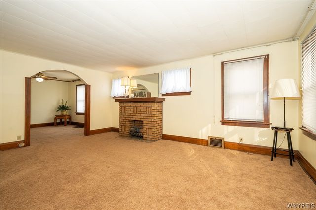 300 Windermere Boulevard, Amherst, NY 14226