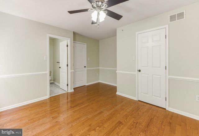 169 HIDDEN DR, Blackwood, NJ 08012