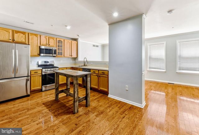 169 HIDDEN DR, Blackwood, NJ 08012